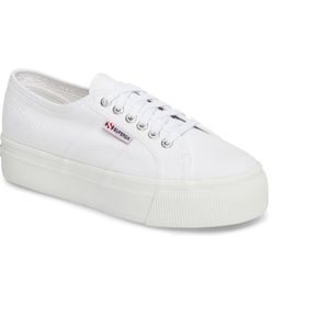 PLATFORM WHITE SUPERGAS